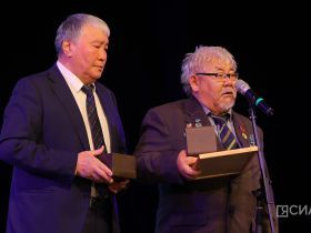 На открытии Декады Олонхо наградили лучших носителей традиционной культуры