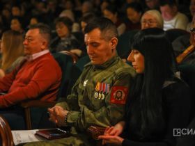В День защитника Отечества в Якутске вручили знаки «Сердце патриота»