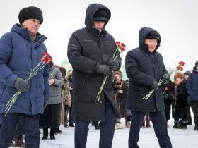 В Якутске почтили память жителей и защитников блокадного Ленинграда