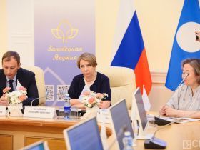 В Якутске наградили победителей конкурса «Белый мир Арктики через призму детской книги»