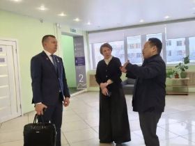 Артур Орлов обсудил с психологами Якутии проблемы детей и родителей