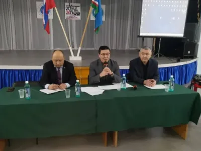 В Хангаласском улусе обсудили развитие инфраструктуры и строительство социальных объектов