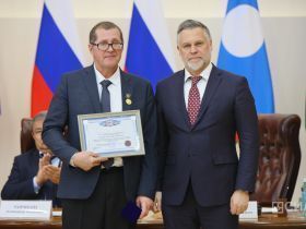 В Якутии чествовали работников и ветеранов жилищно-коммунального комплекса
