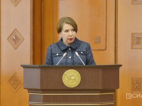 Вручены стипендии первого президента Якутии «Знанием победишь»