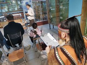 Географический диктант написали якутяне в Музее и центре хомуса народов мира