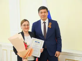 В Якутске вручили награды работникам связи в честь Дня радио