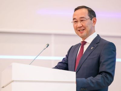 «Вместе с Айсеном Николаевым»: федеральная повестка, цифровые тренды и визит в Алдан