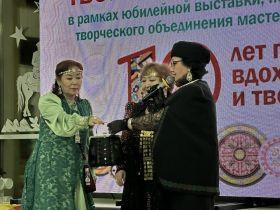 Ступени к совершенству: в Якутске отметили 10-летие объединения «Үктэл»