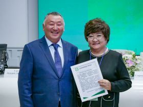 Компания «Сахамедстрах» отмечает 30-летие со дня основания