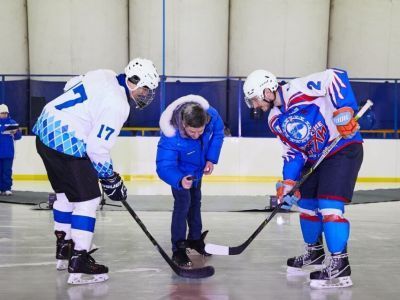 На Чаяндинском месторождении «Газпром добыча Ноябрьск» построили ледовую арену