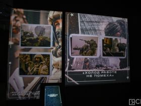 Работы фронтовых фотографов и художника показали в Якутске