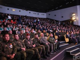 На Антифашистском форуме в Якутске наградили участников специальной военной операции