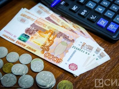 «Три выплаты». Кто получит декабрьскую зарплату раньше обычного