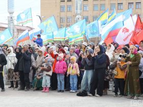 Фоторепортаж: День республики отметили в Якутске