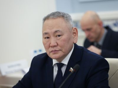 Сахамин Афанасьев подробно рассказал о поправках в Конституцию Якутии