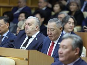 Поправки в Конституцию Якутии приняты большинством голосов