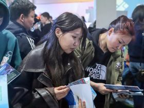 «Железные дороги Якутии» представили вакансии на ярмарке трудоустройства