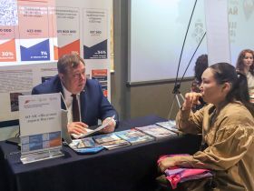 «Железные дороги Якутии» представили вакансии на ярмарке трудоустройства