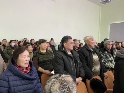 Жители Тойбохоя ставят вопрос возобновления работы АЗС