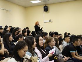 Алмазэргиэнбанк принял участие в фестивале профессий «Якутия — мои горизонты»