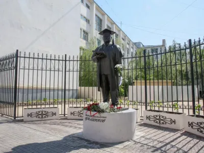 В Якутске открыли памятник государственному и научному деятелю Василию Филиппову