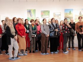 В Воронеже открылась выставка якутской художницы Миры Аргуновой «Соль земли»