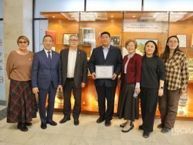 Вручены стипендии первого президента Якутии «Знанием победишь»