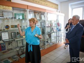 В Якутске отметили 75-летие журналиста Ивана Ксенофонтова