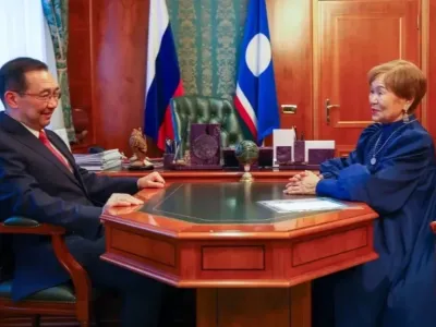 Айсен Николаев встретился с председателем Высшего совета старейшин Якутии