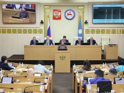 В Якутии приняли закон о муниципальных публичных слушаниях