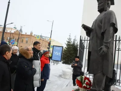 В Якутске почтили память государственного деятеля Василия Филиппова
