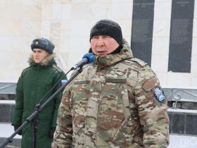 Якутяне возложили цветы в память погибших на озере Ильмень