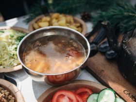 Фоторепортаж с фестиваля-конкурса «Полевая кухня» в Якутске