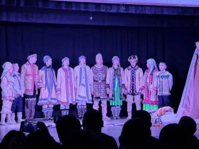 Олонхо на эвенском языке представили школьники в Якутии