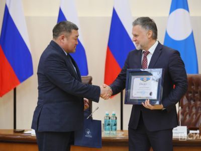 В Якутии чествовали работников и ветеранов жилищно-коммунального комплекса