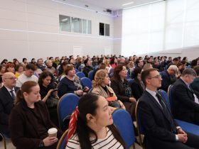 Николай Дегтярев представил отчет о деятельности Федерации профсоюзов Якутии за 2025 год