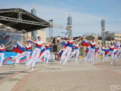 В Якутске большой концерт «Моя Якутия — 2025» посвятили Дню России