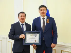 В Якутске вручили награды работникам связи в честь Дня радио