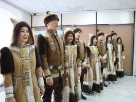 В Якутии отметили 80-летие Героя Труда России Михаила Готовцева