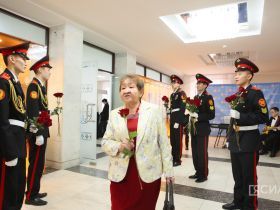 В Якутии вручили государственные награды многодетным матерям