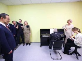Глава Якутии посетил открытие детской школы искусств в Нижнем Куранахе