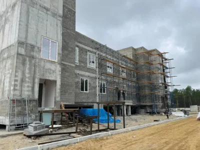 Дмитрий Садовников проверил ход строительства объектов в Мегино-Кангаласском районе