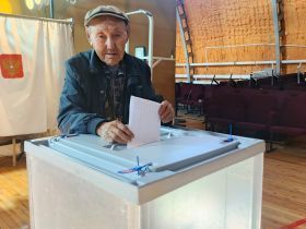 Фотоподборка: как проходит Единый день голосования в Якутии