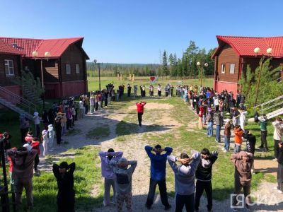 Якутяне подали через «Госуслуги» более 13 тысяч заявок в детские лагеря