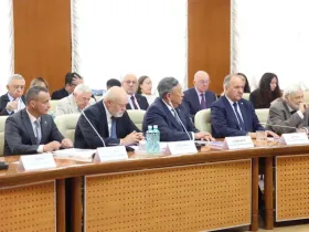Айсен Николаев принял участие в заседании президиума РАН и правительства Якутии