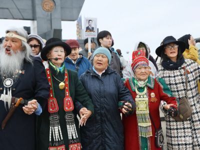 Народный «Осуохай Победы» исполнили якутяне 9 мая в Якутске