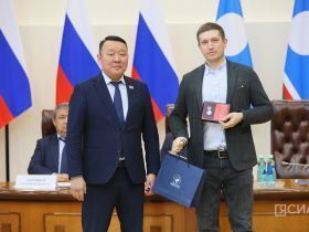 В Якутии чествовали работников и ветеранов жилищно-коммунального комплекса