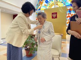 Сто лет активной жизни: якутянка отметила вековой юбилей