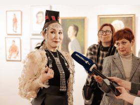 В Воронеже открылась выставка якутской художницы Миры Аргуновой «Соль земли»