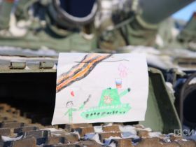 Трофейную технику и геройский танк «Алеша» выставили в Якутске